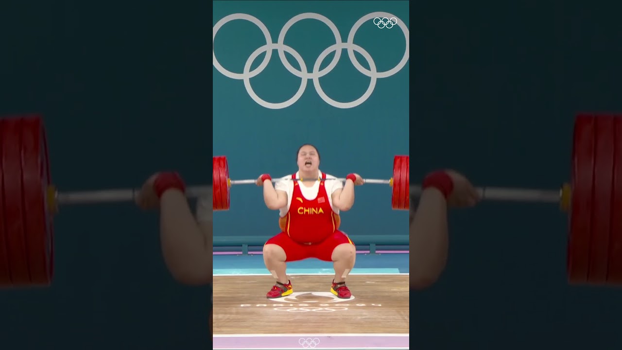 She's got next-level strength and power! #Paris2024! 🥇🇨🇳