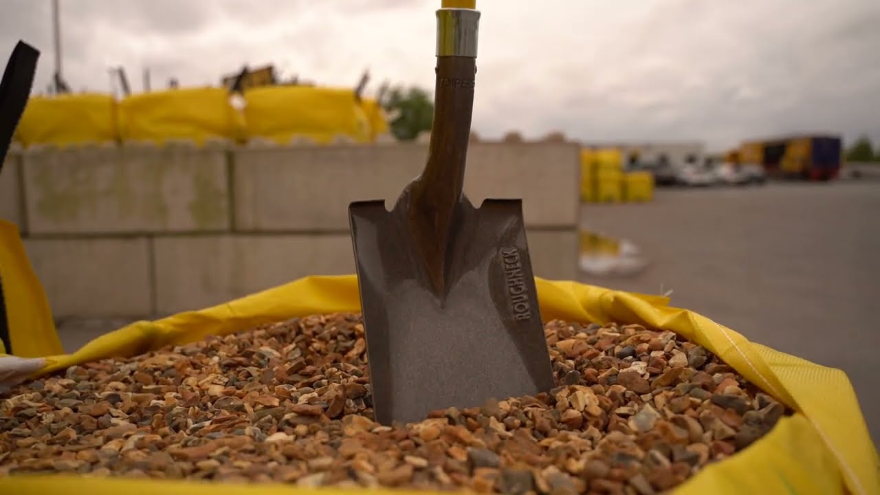 ROUGHNECK Micro Bulk Shovel