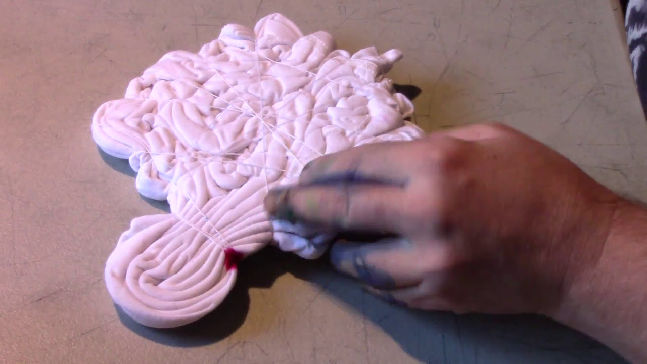 How to Tie-Dye Heart Tie-Dye pt 2 ~ Dyeing