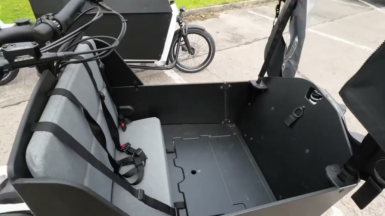 A walkaround of the Riese & Müller Transporter e-cargo bikes…