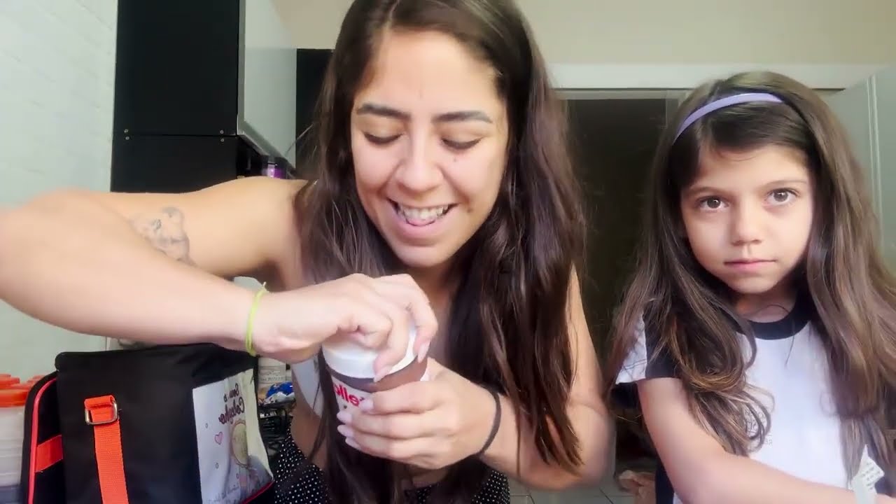 UM DIA DE PIQUENIQUE NO COLÉGIO !!! 🍓