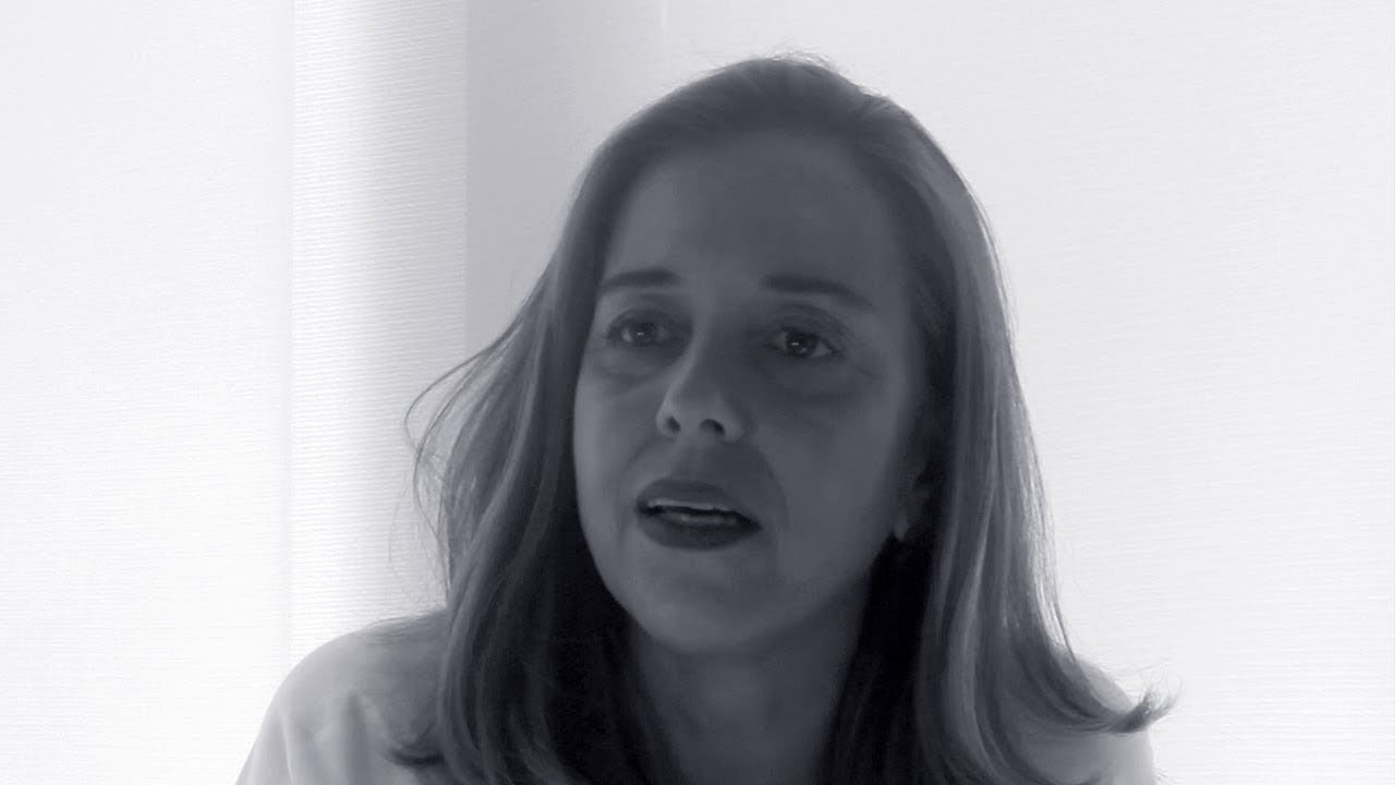 FLÁVIA FABRES - O DIREITO A TER DIREITOS