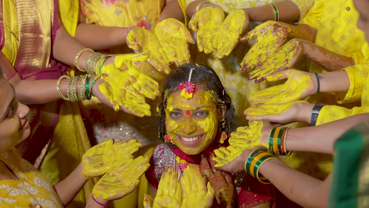 BRIDE MOUNICA HALDI SHOOT