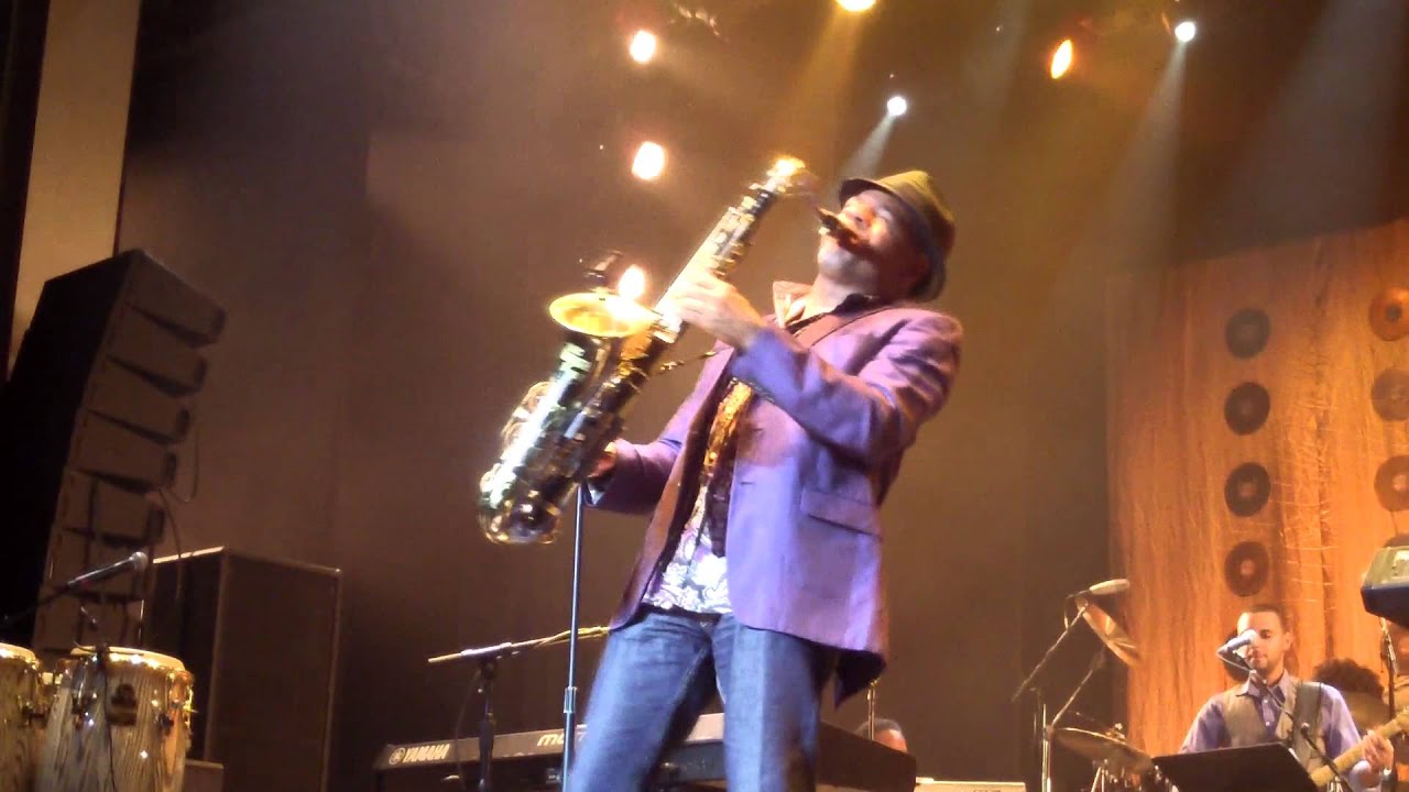 Kirk Whalum performs Hold On I'm Coming live on the Dave Koz Cruise