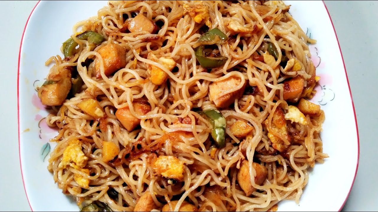 চিকেন নুডলস রেসিপি। রেস্টুরেন্টের স্বাদকে হার মানানো চিকেন নুডলস রেসিপি। Chicken Noodles Recipe.