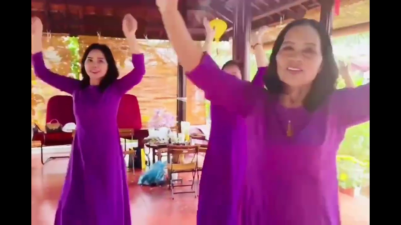 Nhảy xinh tươi 8/3