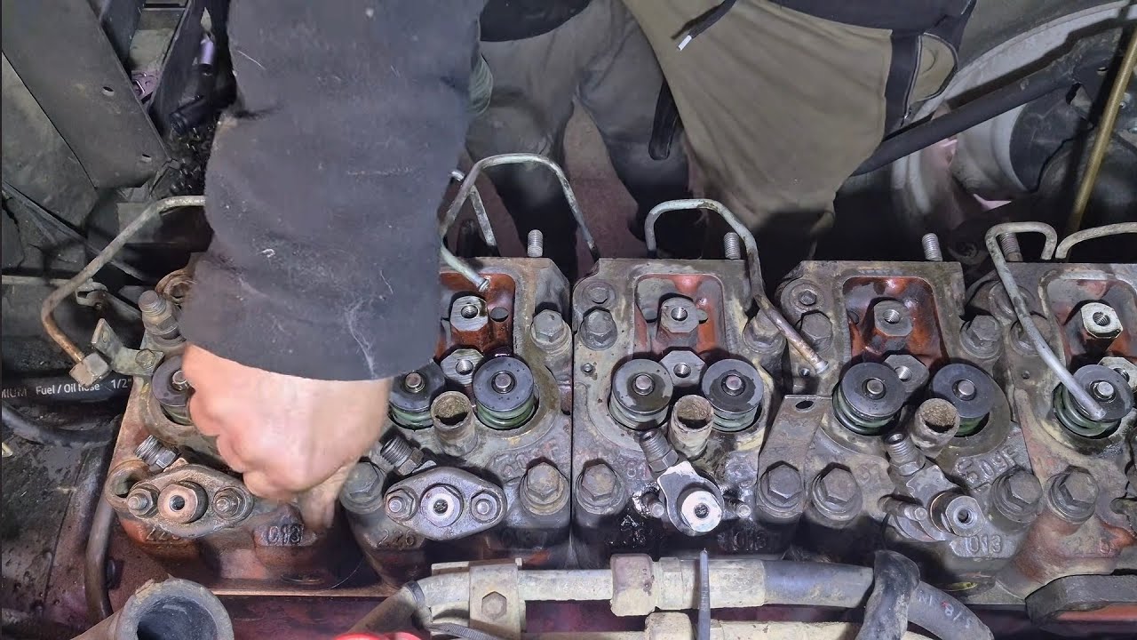 WYMIANA USZCZELEK POD GŁOWICAMI SILNIK MWM 266.