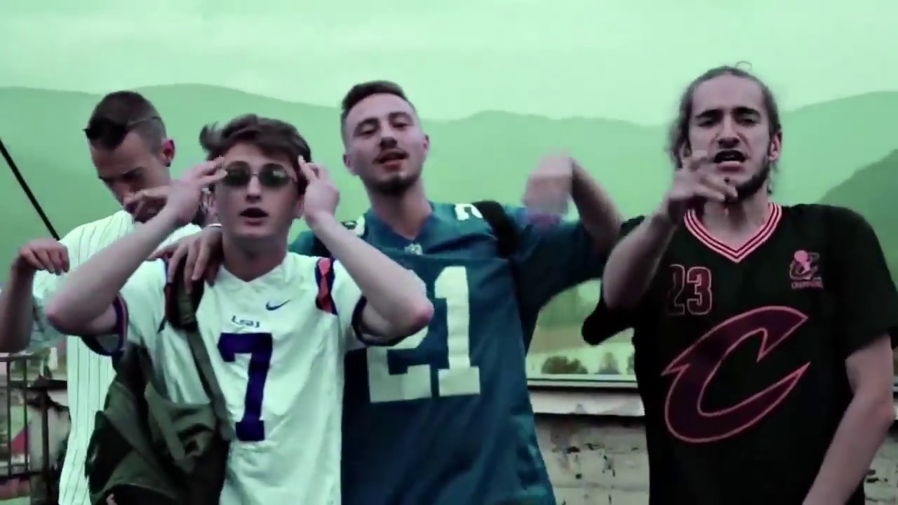 LJETNO - NEMAM TRI GODINE, IMAM 4 GODINE (Official Video)