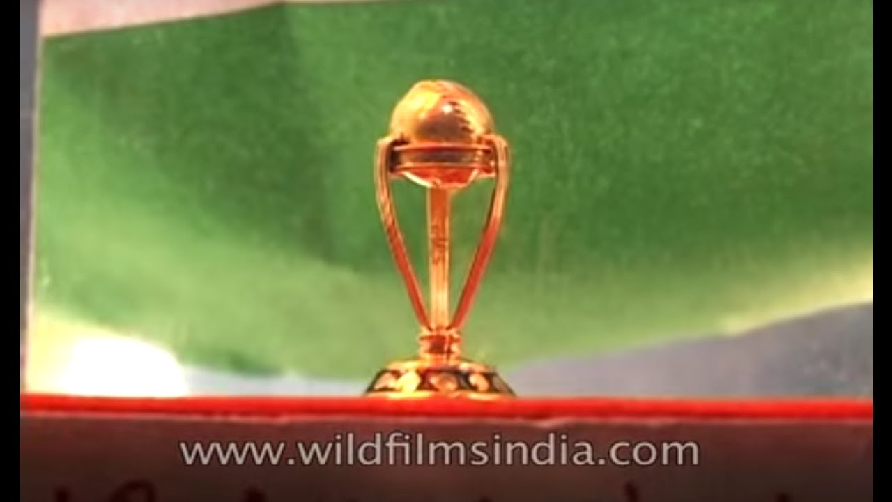 Man crafts miniature of World Cup trophy with gold