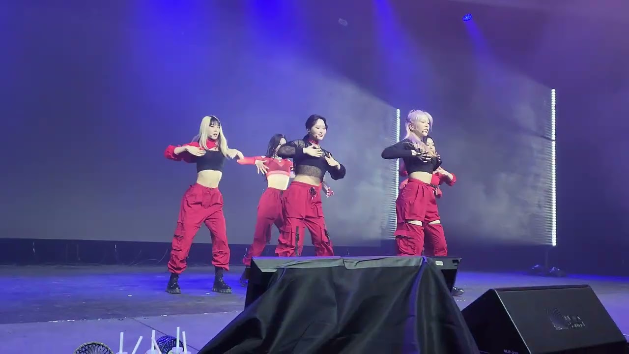 Dreamcatcher (드림캐쳐) - BEcause | 220703 | Louisville KY | [4k60fps FANCAM]