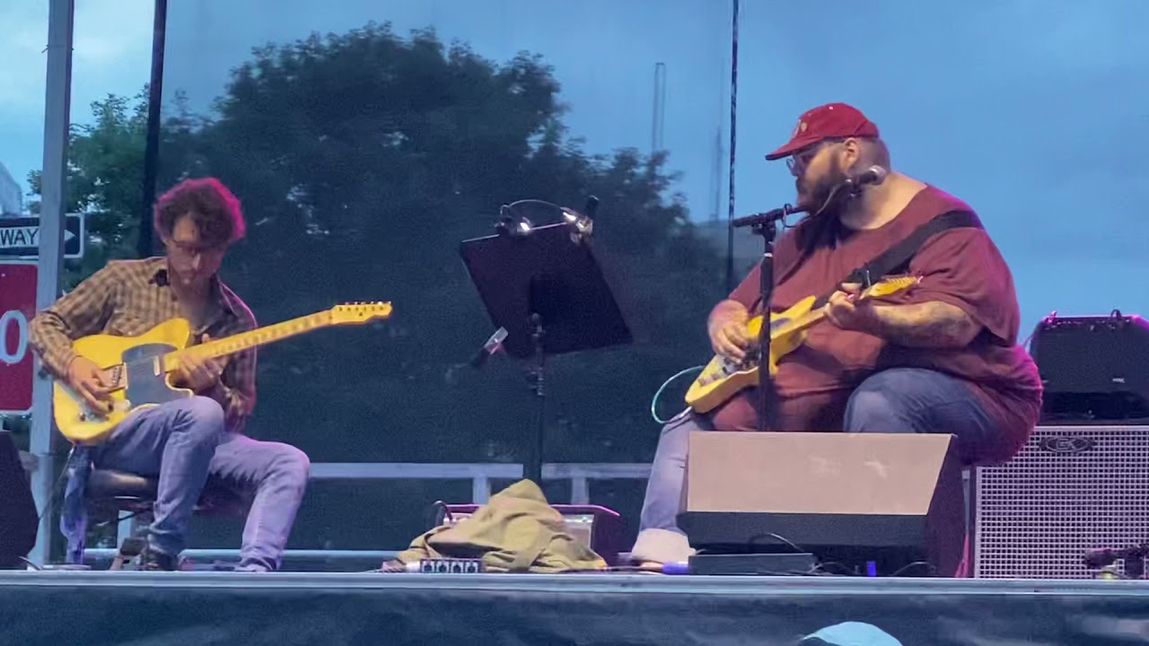 John Moreland - Lies I Chose To Believe