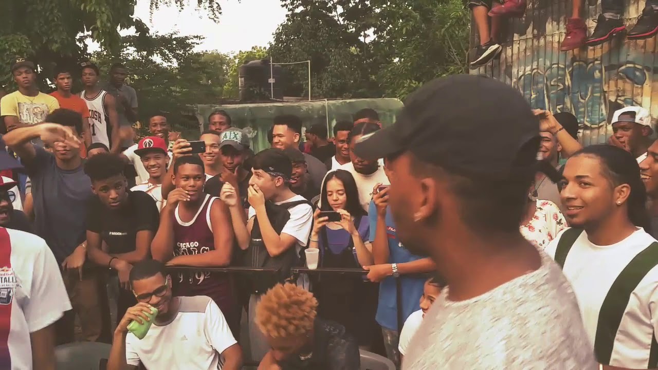 Shield Master VS Felpa Divo - Batalla De Freestyle