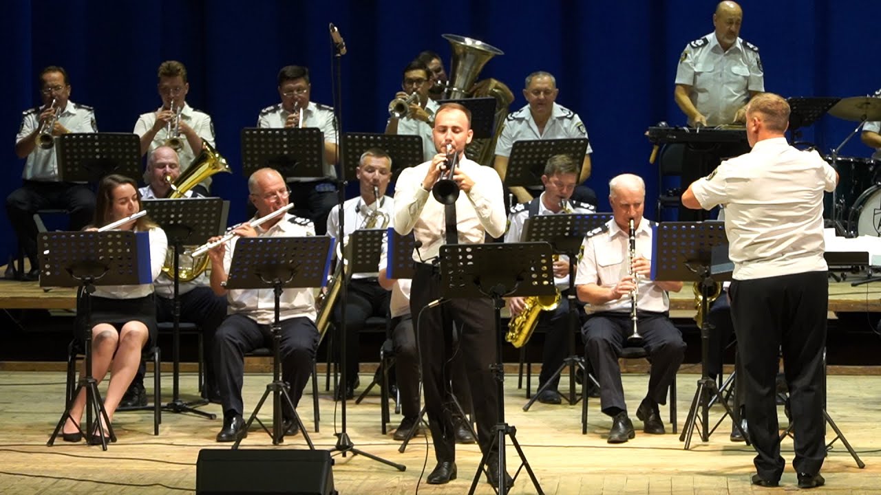 Live performance with Trumpet Bach Stradivarius 180 37 ML Customized by KGUmusic