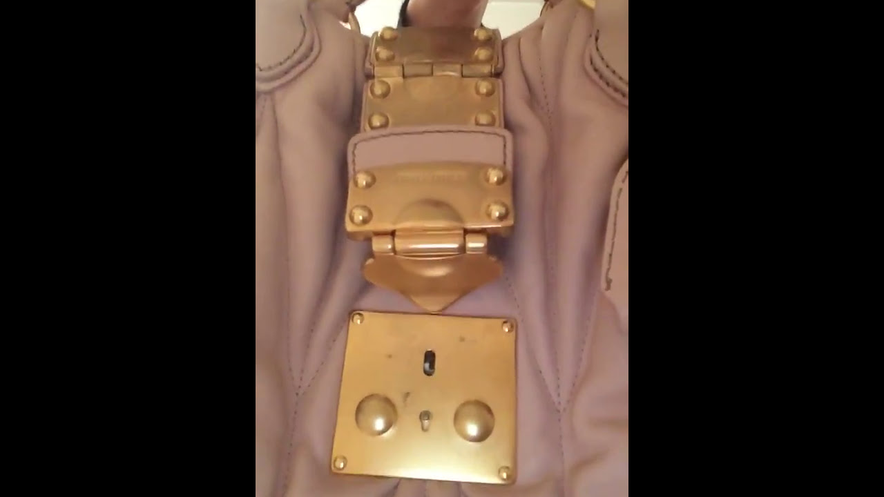 Miu Miu Matelass&eacute; Bag Review