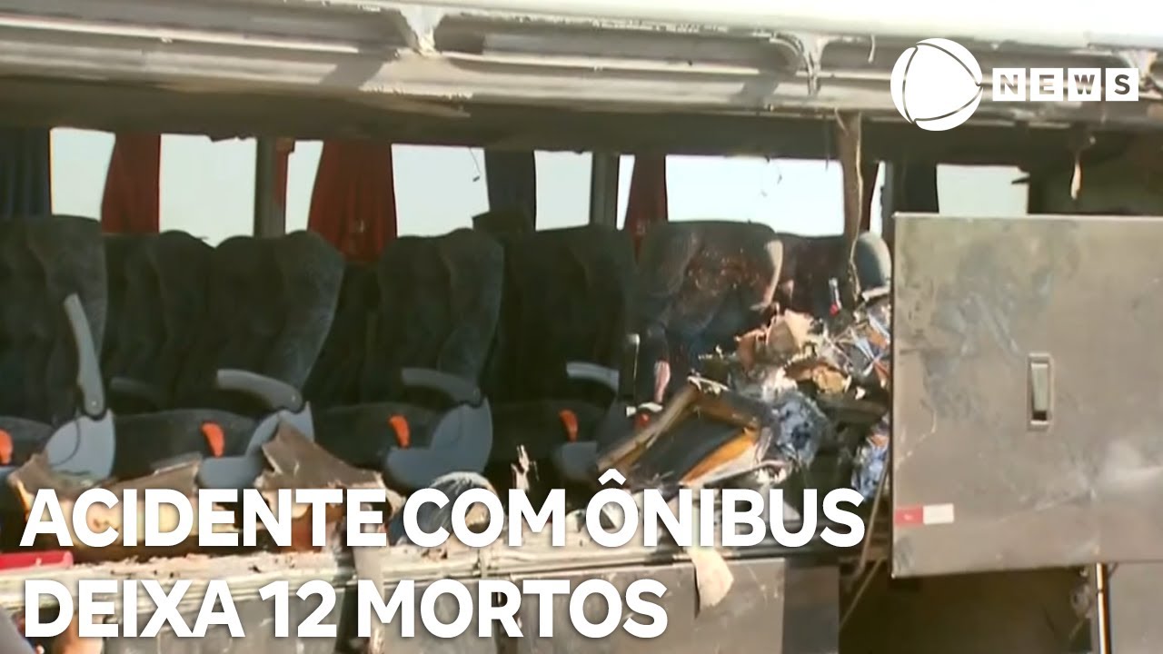 Entenda como foi o trabalho dos Bombeiros em acidente com ônibus universitário que deixou 12 mortos