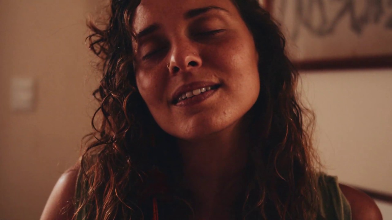 Clã Colibrís - Força Feminina e Mantra Madalena