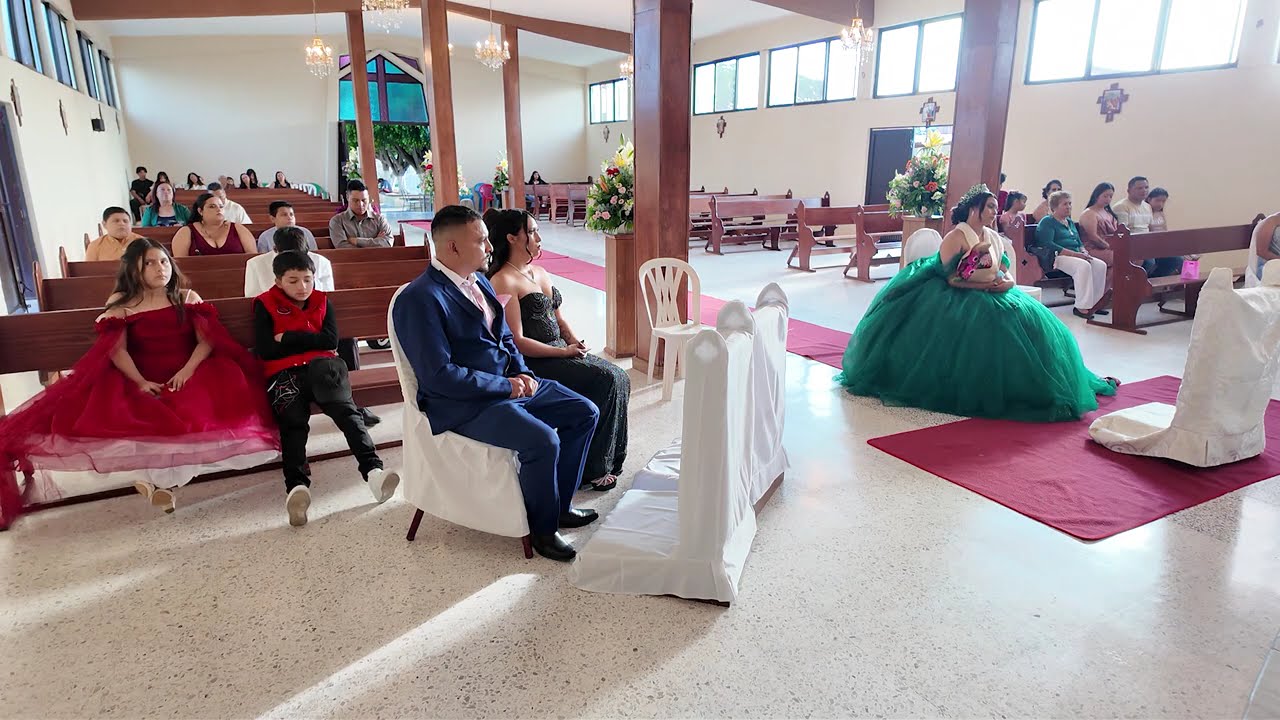 Quince Años Ariel
