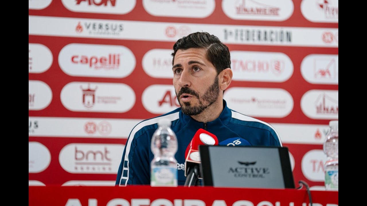 Rueda de prensa de Javi Vázquez previa al Algeciras C.F. v Betis Deportivo