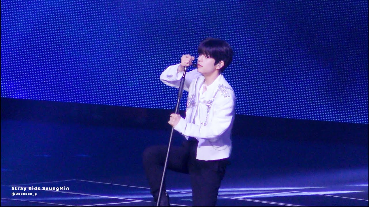 Stray Kids 2nd World Tour 