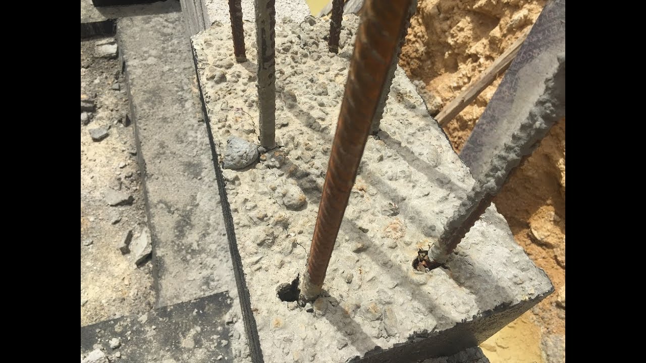 لماذا هز  اشاير الاعمدة اثناء الصب خطأ ؟