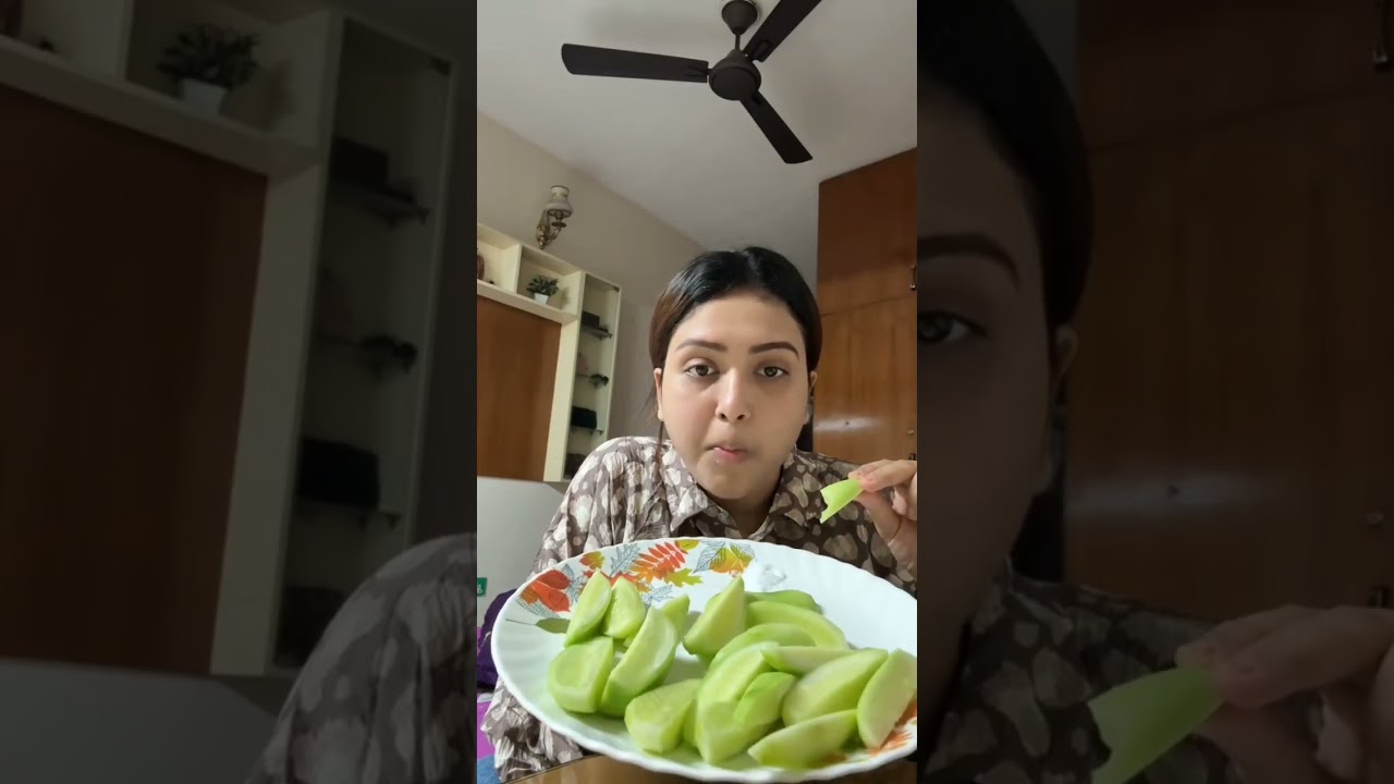 নিজের সংসারের কাজ সব সময় নিজেরই করতে হয়🥰