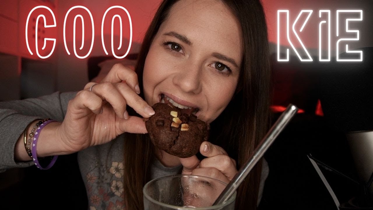 XL ASMR Cookie Taste Test ~ Eating Sounds 🍪 in German/Deutsch