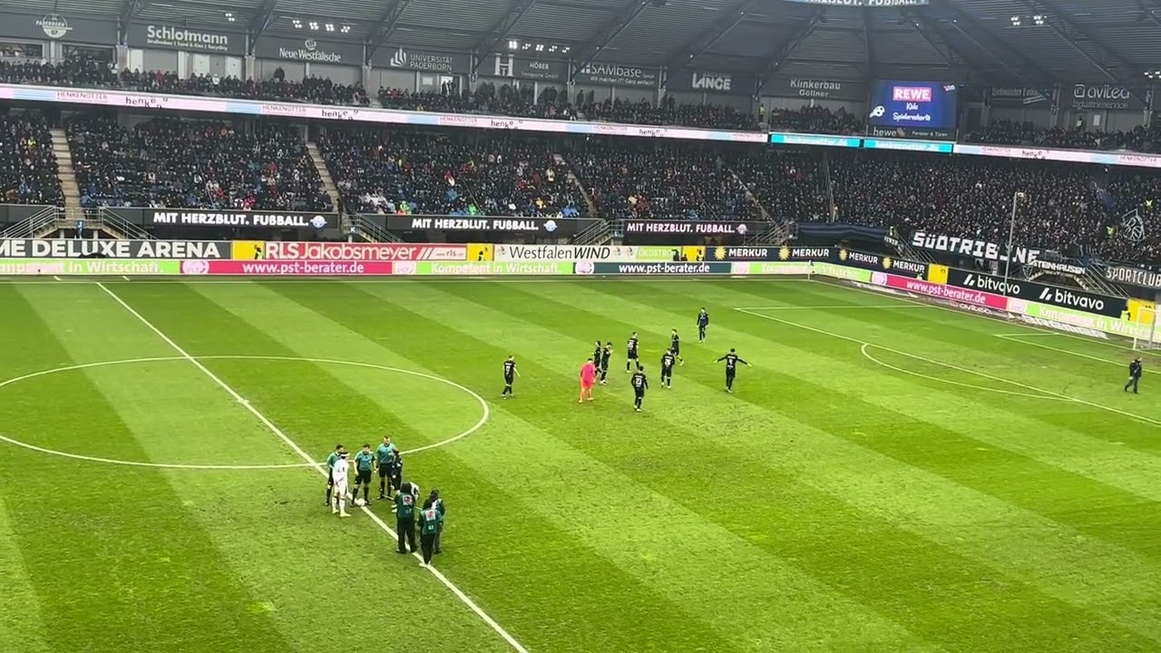 SC Paderborn 07 - Hertha BSC Berlin 22.02.2026 Mannschaftsaufstellung und Hymne 2/2