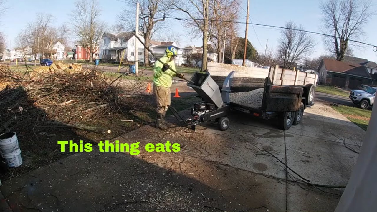 jansen gts 1500 wood chipper putting in some work