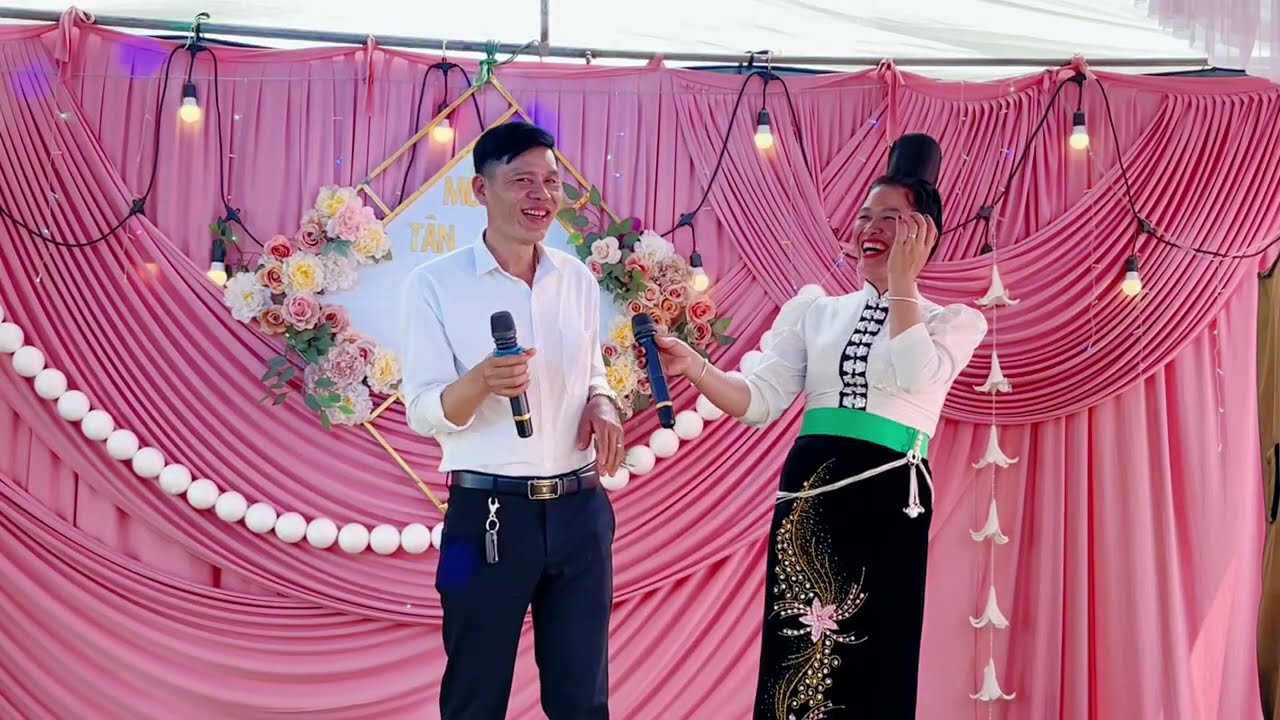 Lò Liên Lò chinh hát mừng nhà mới vợ chồng em è lai châu hay lắm 