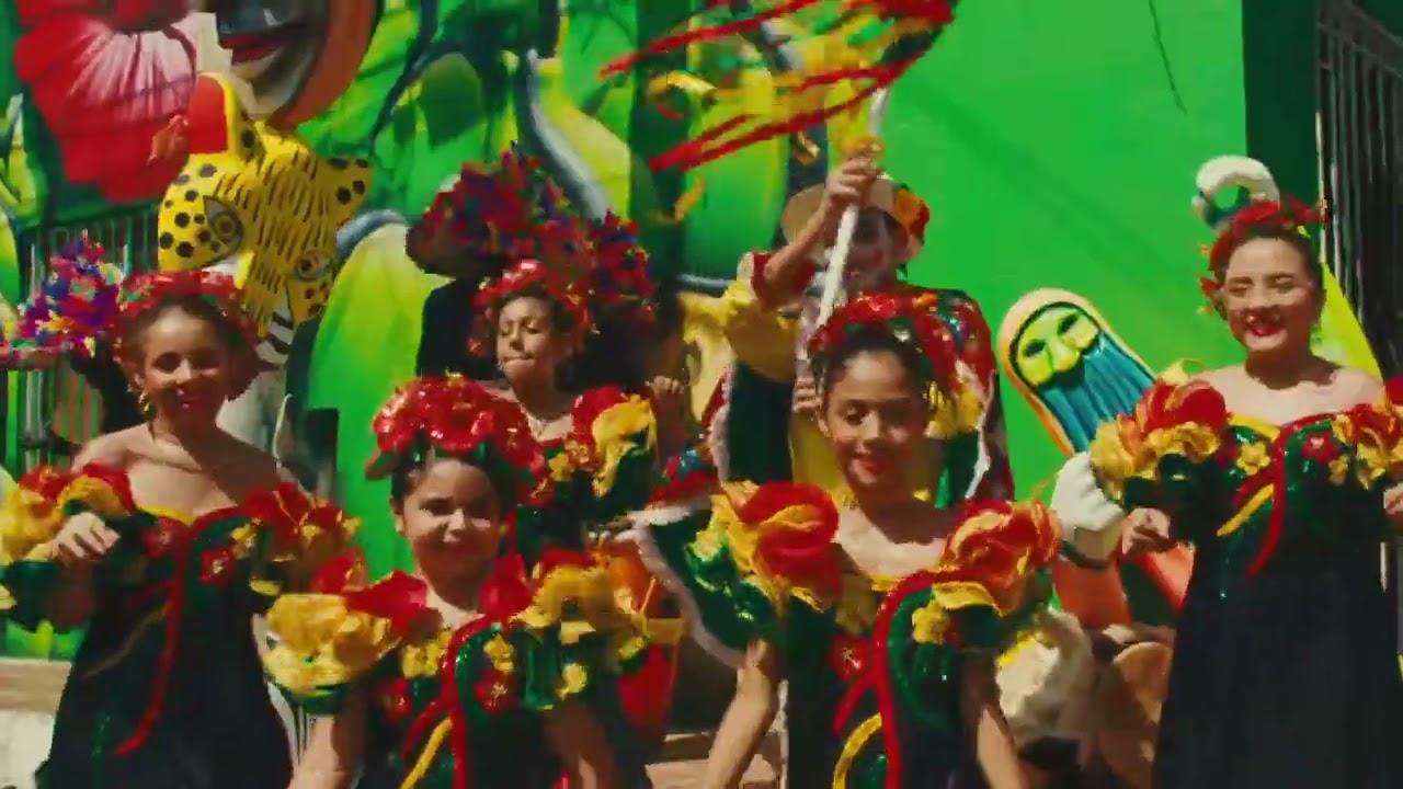 'Súbele, que súbele', la canción de Samia Maloof, reina del Carnaval de los niños 2024.