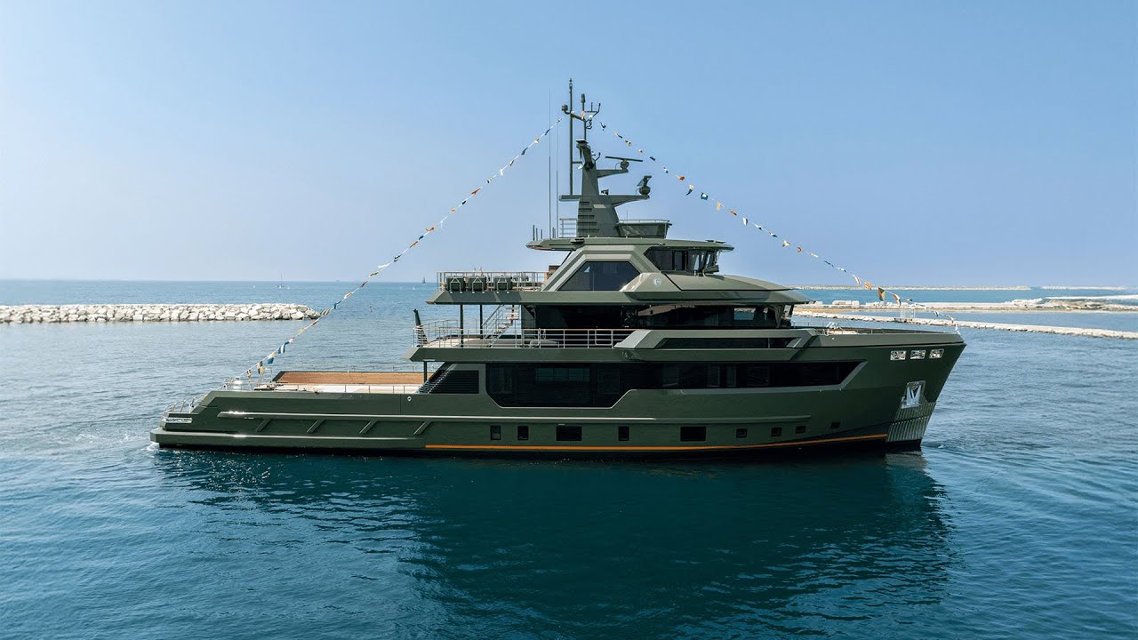 Cantiere delle Marche -  Flexplorer 146 - Nasiba (launch)