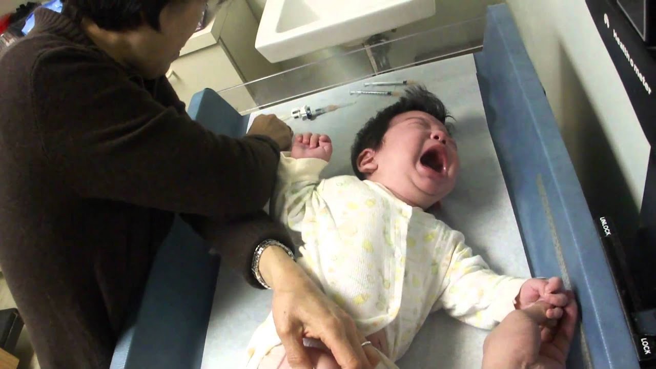 Sean , 4 month vaccination - 4개월 접종