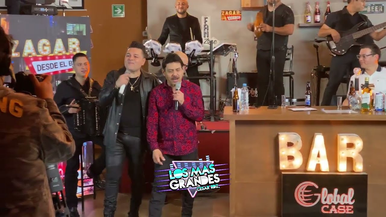 Pequeña Orgullosa ~ Lupe Barrera y Miguel Galindo