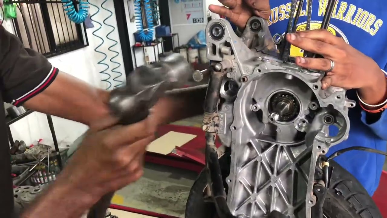 Honda Dio Full Engine Rebuild. Part 01(RS Cycle Care