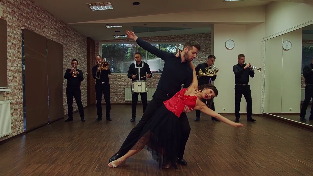 Masterbrass - Time of my life