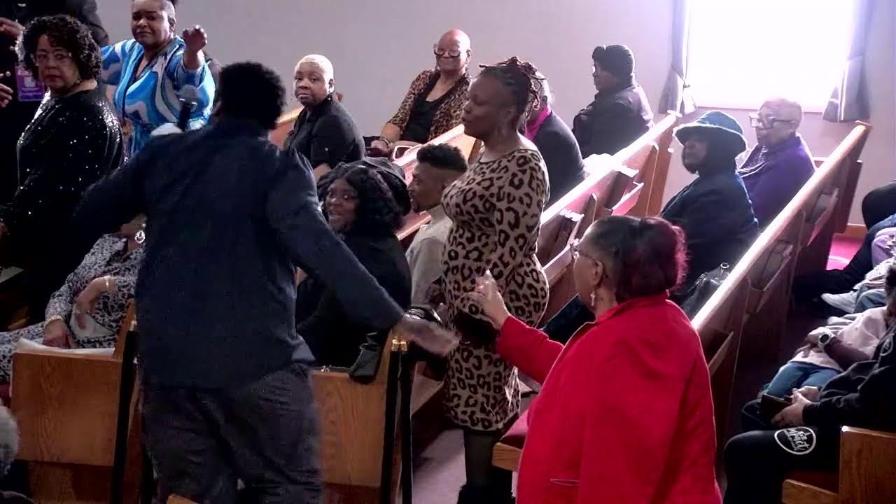 📺 We’re LIVE for Sunday Service!