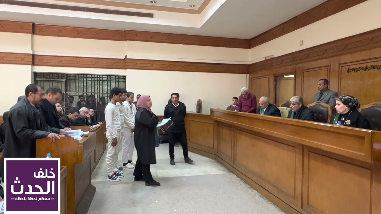 غـ.ـدر الأصدقاء.. خططوا وسـ.ـرقوا هاتفه المحمول.. وكان مصيرهم محتـ.ـوم.. شاهد التفاصيل