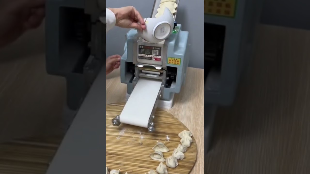 Equipment for grinding flour for making cakes 