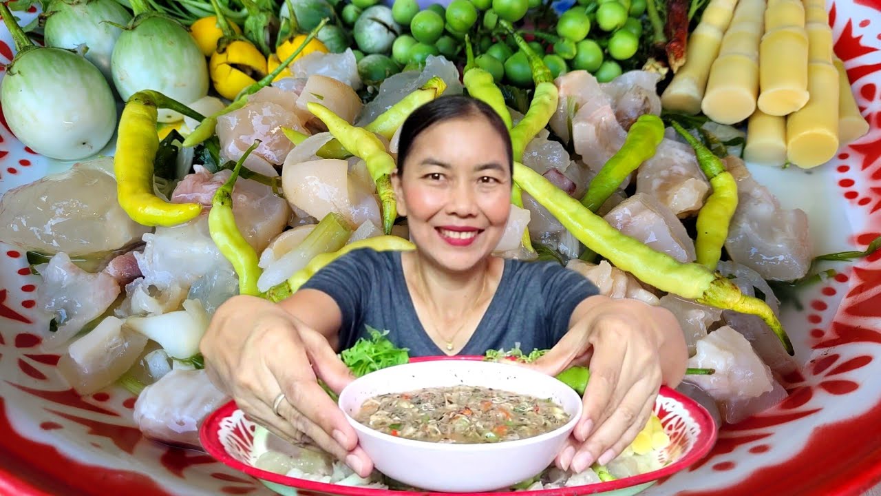 เมนูเจริญอาหารจ้า ป่นกบใส่จิโป่มกินกับส้มตรีนโคขุน คักขนาดจ้า 29-10-68