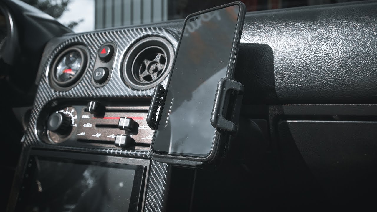 MX-5 MK1.5 Universal Cell Phone Mount with Lighting