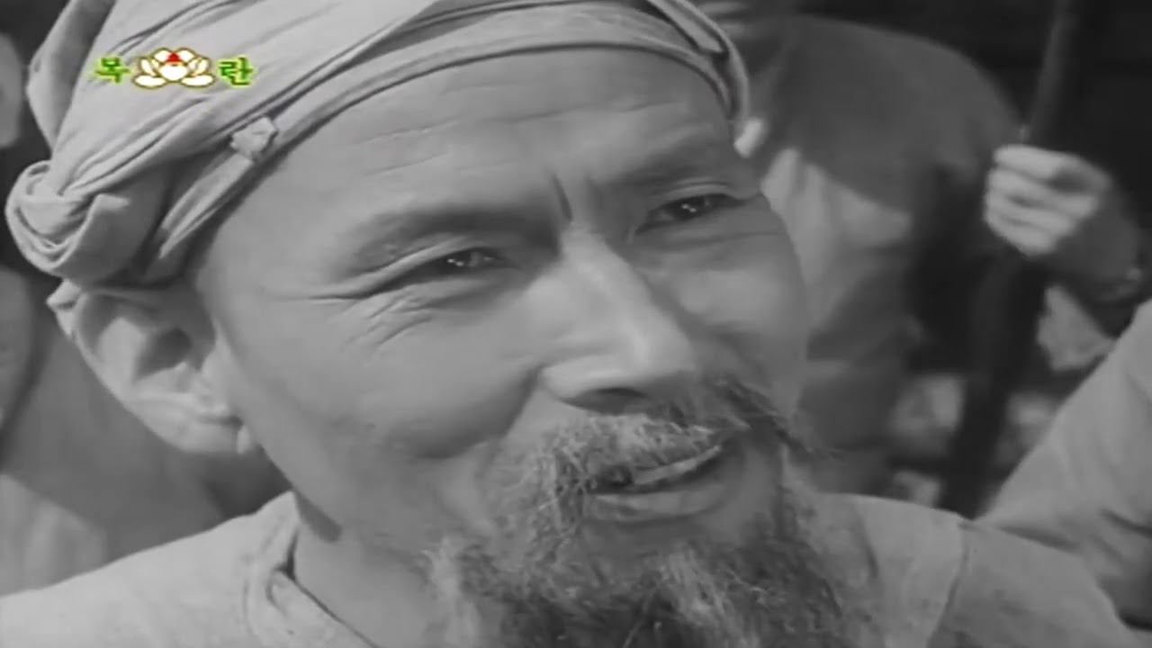 조선영화. 한 기관총에 대한 이야기.      일제와 싸우던 항일 무장투쟁시기 한 자루의 총, 기관총이 귀하던 때, 총을 얻기 위하여 귀중한 목숨과 바꾸었다     1965년 제작