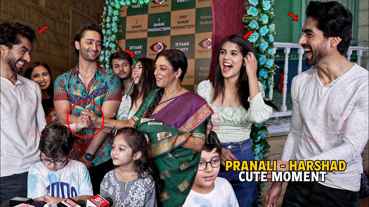 Look at How Harshad Chopda Cutely Care for Pranali Rathod at Iftar Party | Don't Miss The MASTI