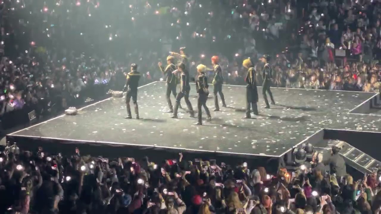 ATEEZ ‘The Ring’ ‘Hala Hala’ Live Dickies Arena ft worth 16112022