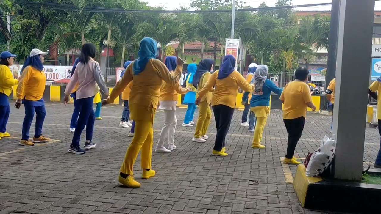 RAMADHAN PENUH BERKAH- Line Dance -  Komunitas Seroja .
