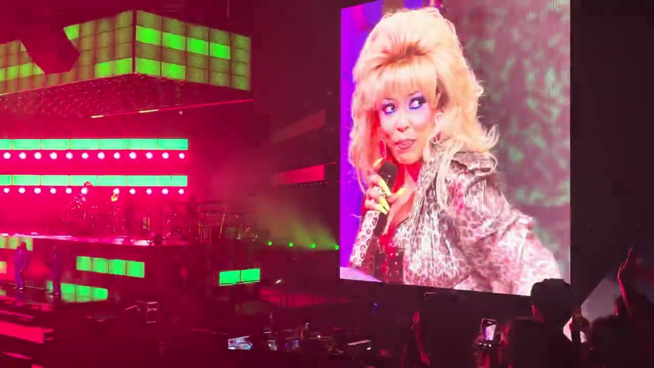 Doja Cat – Juicy (TOUR MA VIE Perth | RAC Arena 2025 | 4K)