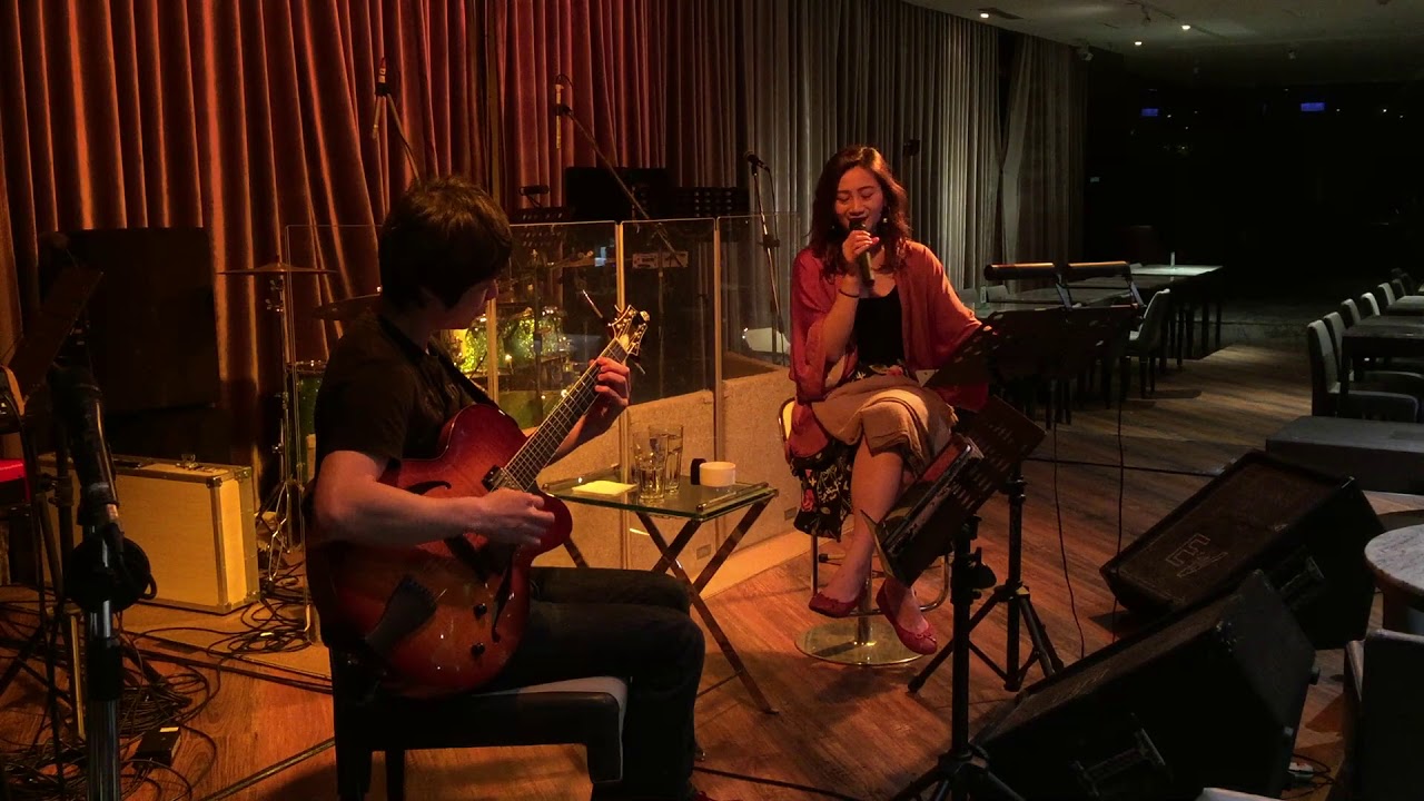 I Wish You Love  - Voice/Guitar Duo