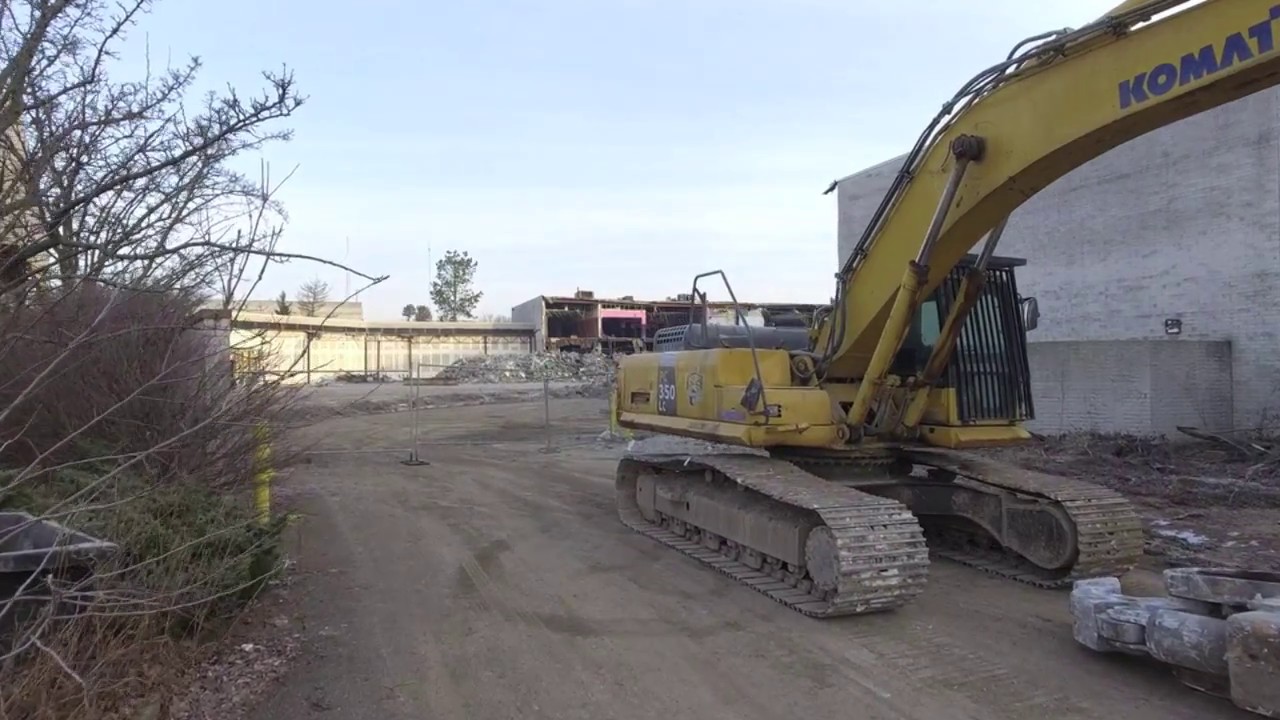 Rolling Acres Mall, Part 17: Torn to Pieces