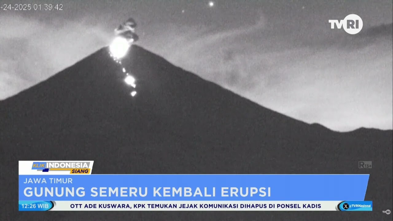 Gunung Semeru Kembali Erupsi Disertai Letusan 900 Meter Diatas Puncak