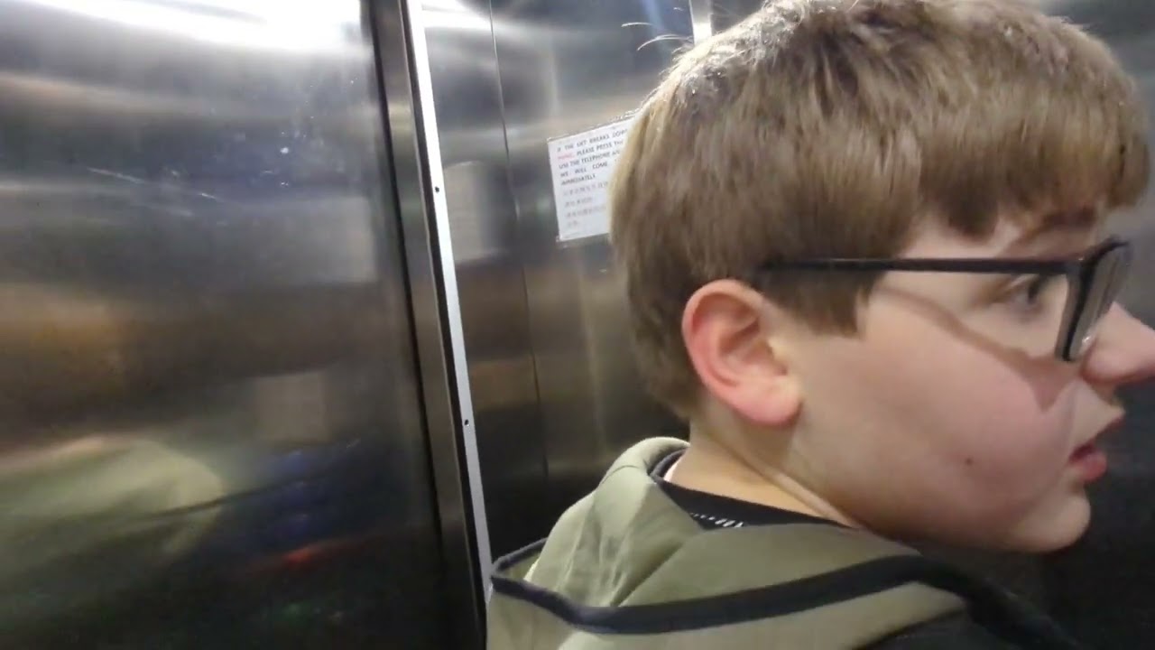 Lifts @ Loon Fung Restaurant, Leicester Square, London, Oxford lift company