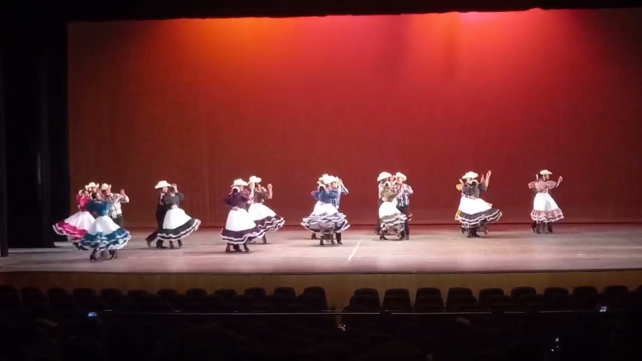 Makawi - Polkas Chihuahua